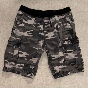Men's Camo Cargo Shorts